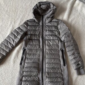 Nike long jacket puffer in grey